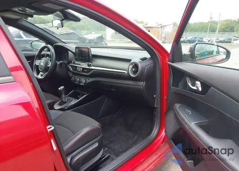 2021 Kia Forte Gt Manual из США, поврежденный, VIN 3KPF44AC5ME273902